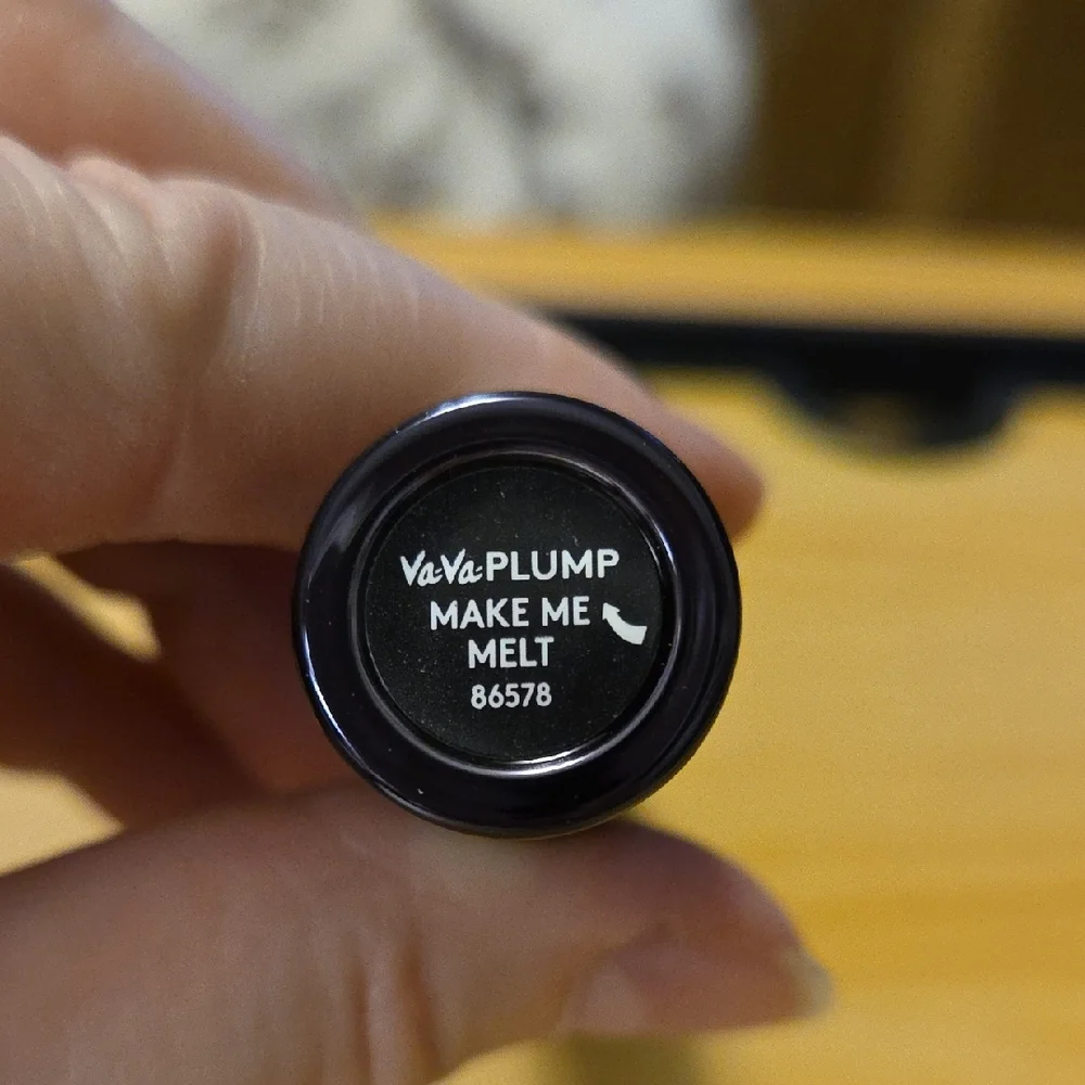 Buxom Va-Va-PLUMP Shiny Liquid Lipstick
